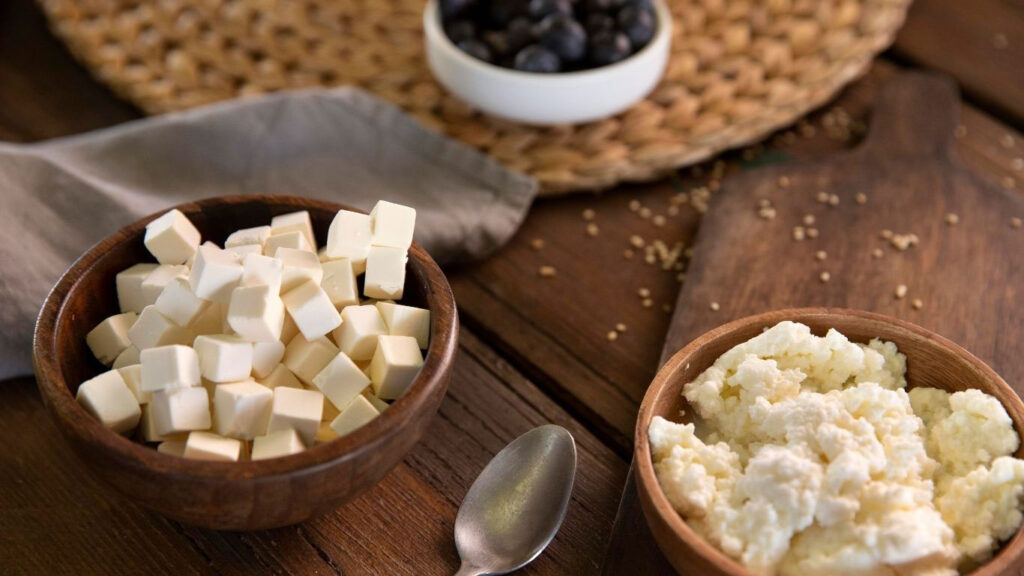 Tasty-Plates-of-cheese